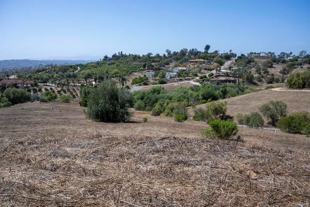 $425,000 | 31801 Wrightwood Road, Bonsall, CA 92003