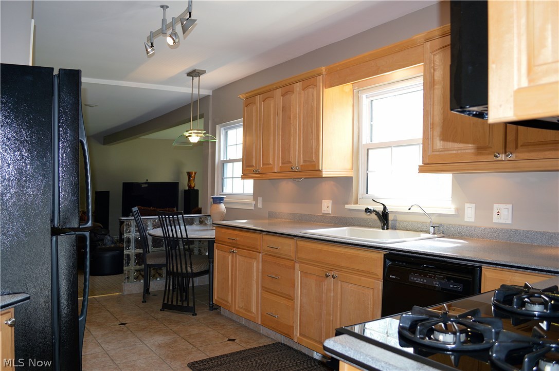 4600 Brainard Road Chagrin Falls, OH 44022 - Photo 9 of 18 Gallery Image 9
