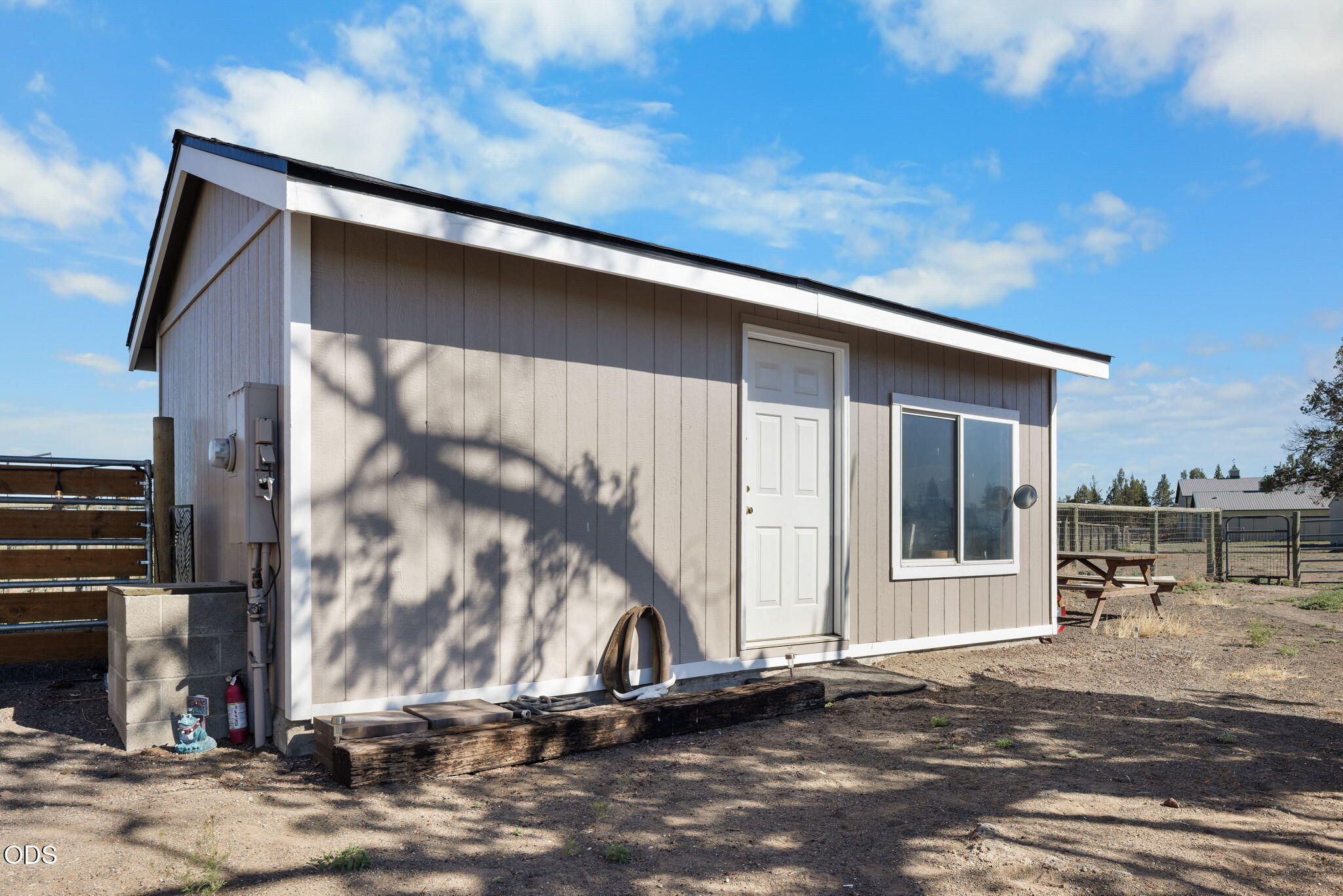 24605 Dodds Road Bend, OR 97701 - Photo 45 of 67