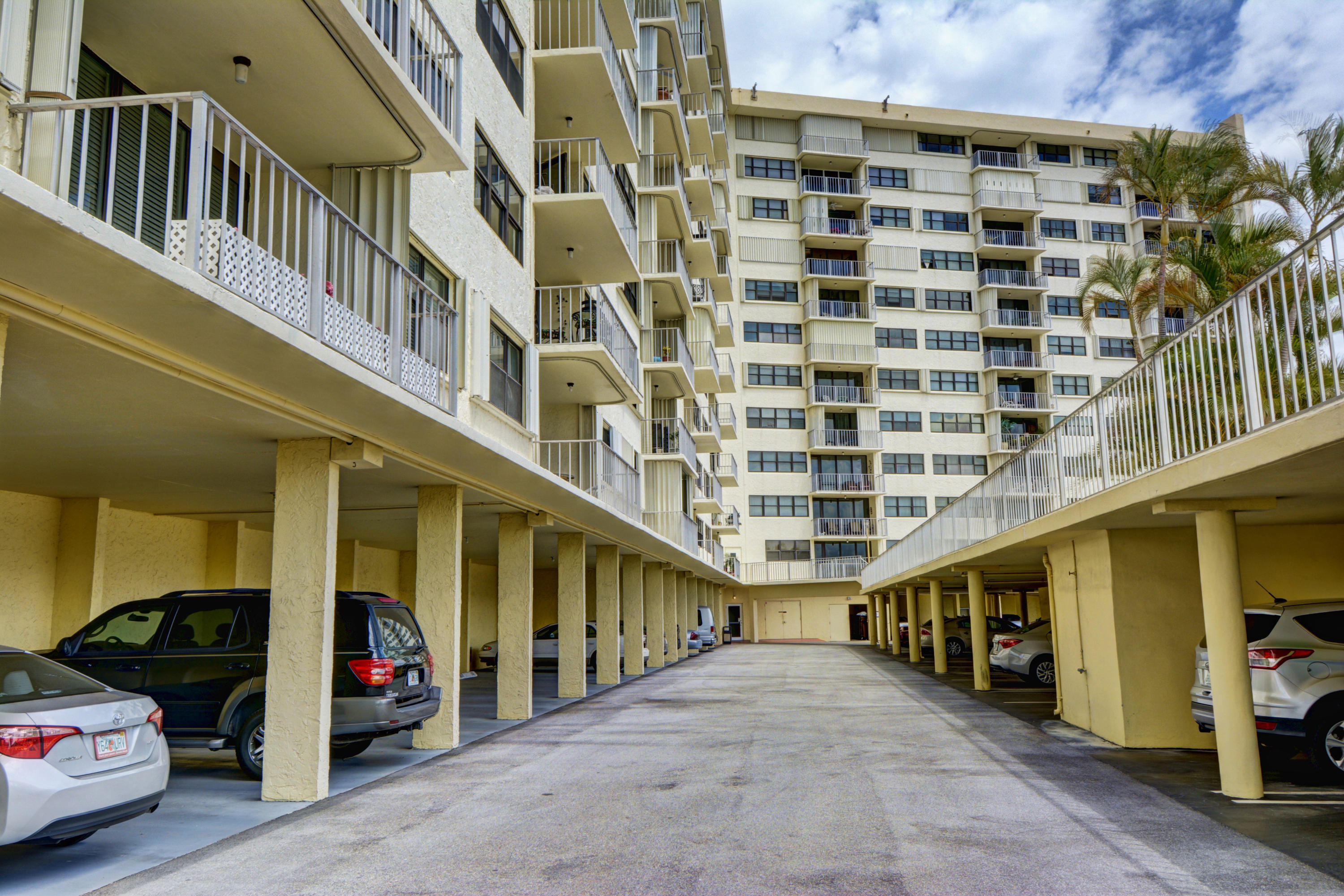 336 Golfview Road, Unit 614 North Palm Beach, FL 33408 - Photo 35 of 47 COMMUNITY AREA
