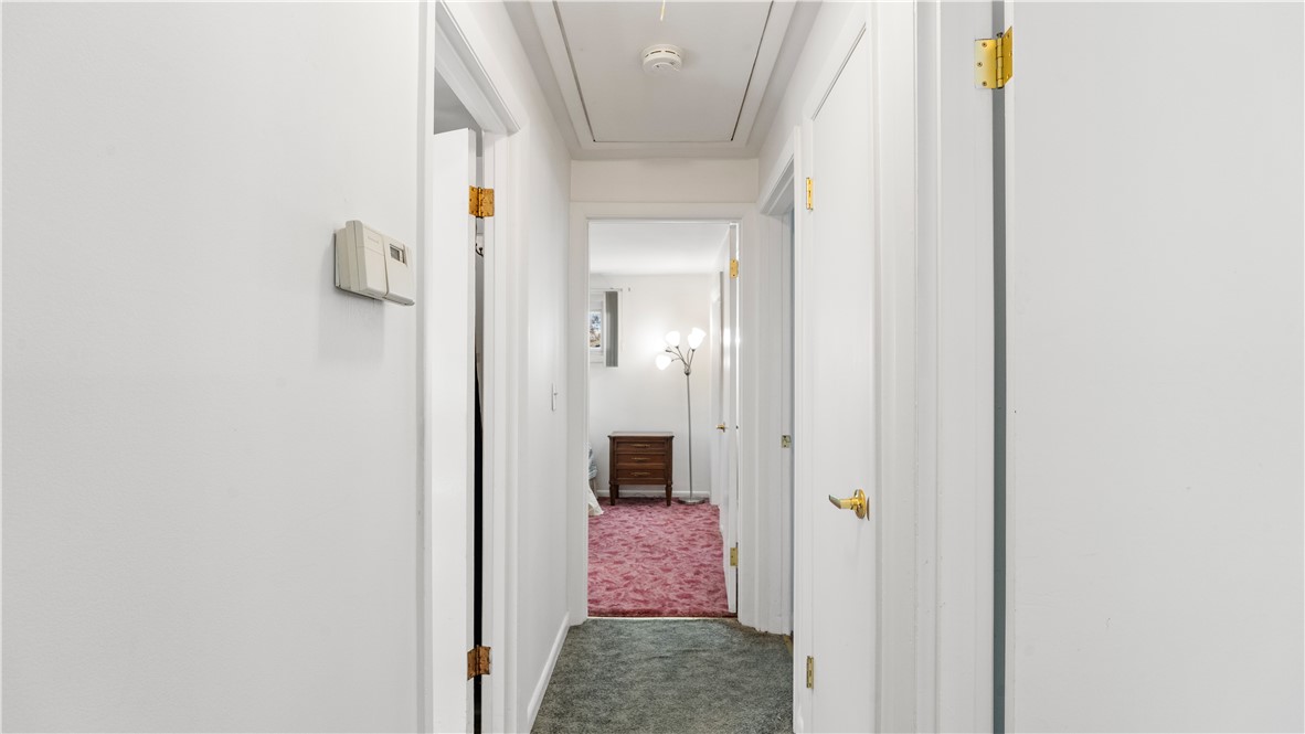 71 Evergreen Road North Kingstown, RI 02852 - Photo 12 of 50 Gallery Image 12