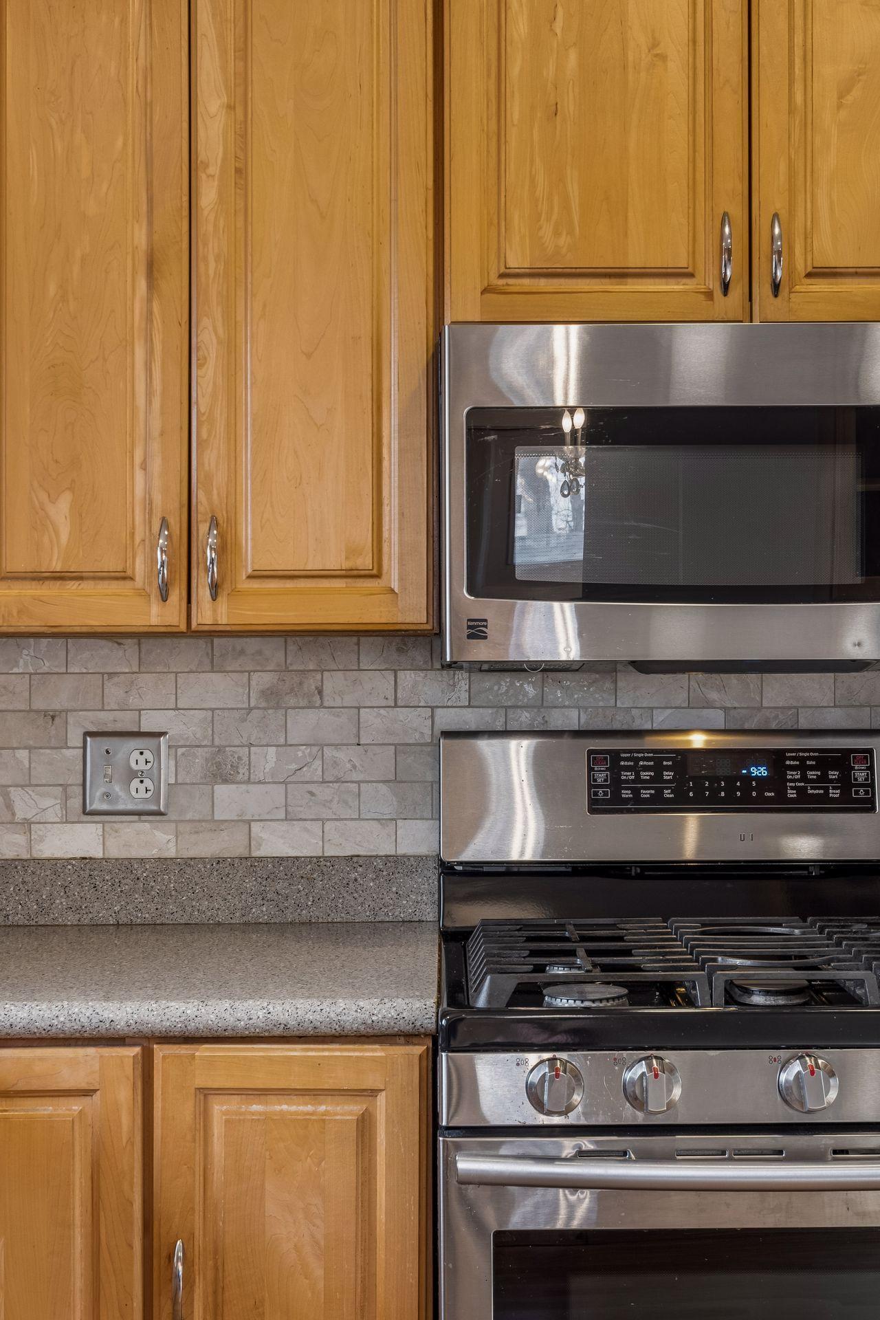 1025 Colby Street St. Paul, MN 55116 - Photo 11 of 22