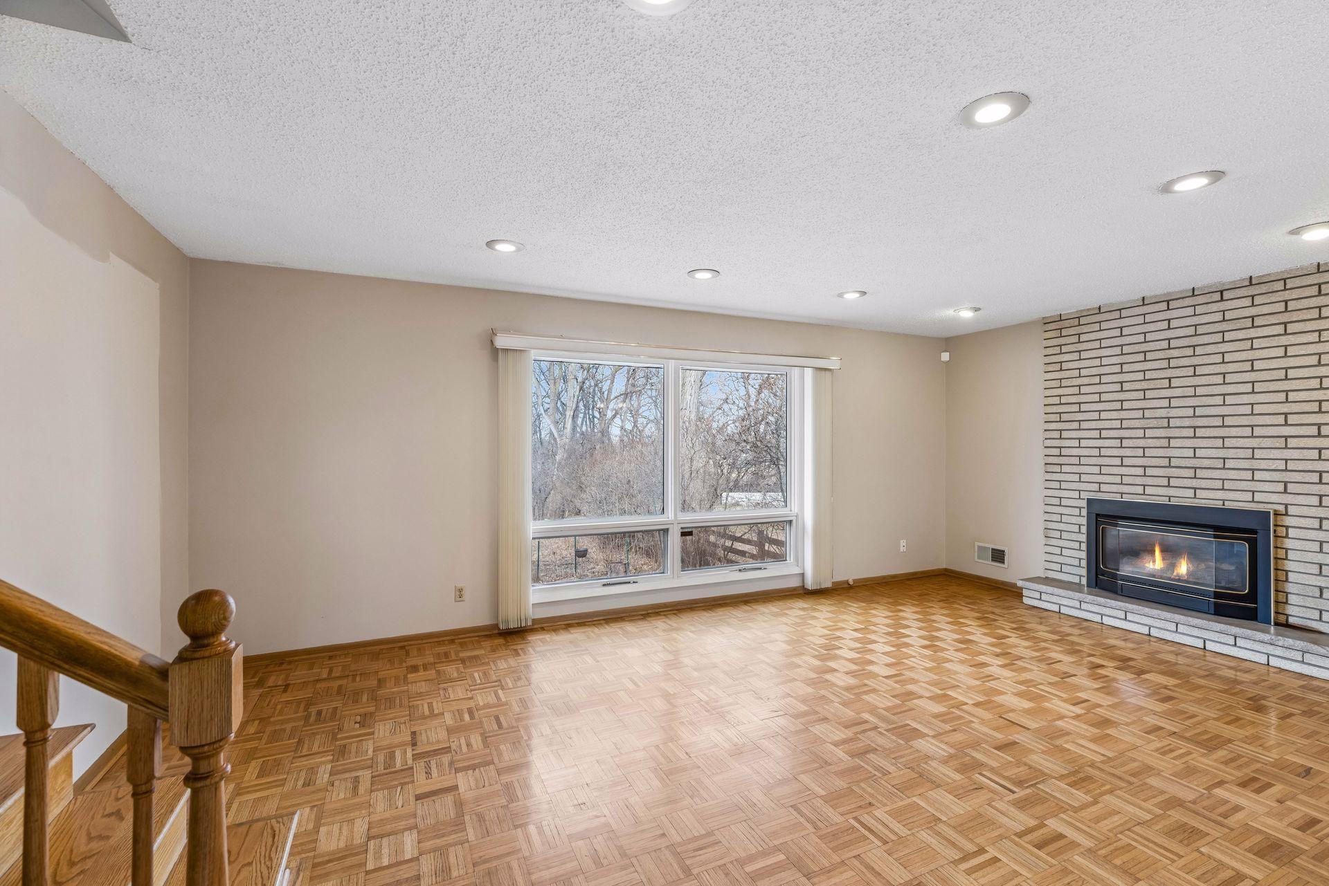 1025 Colby Street St. Paul, MN 55116 - Photo 5 of 22