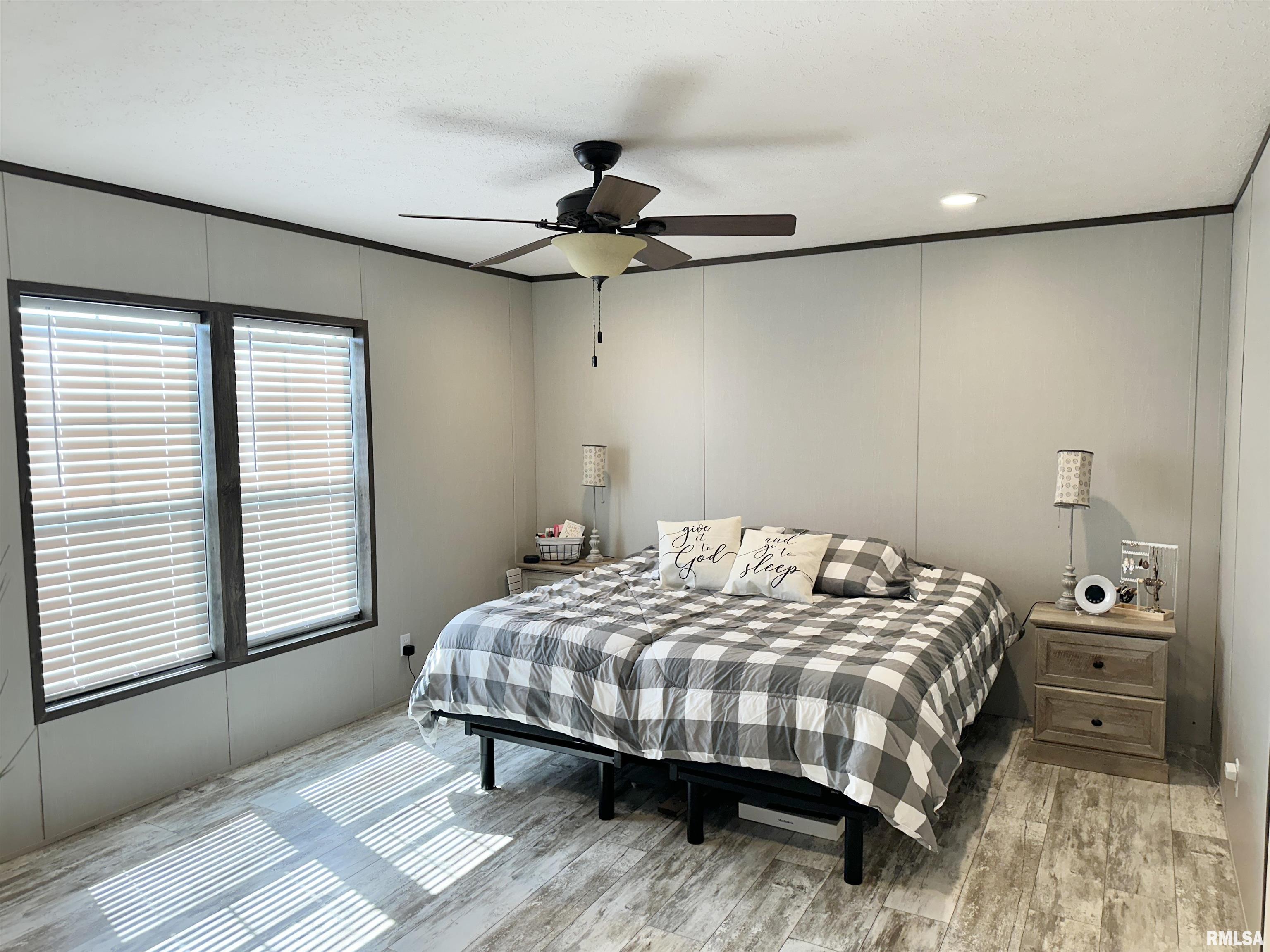 2979 Bundyville Road Walnut Hill, IL 62893 - Photo 22 of 70