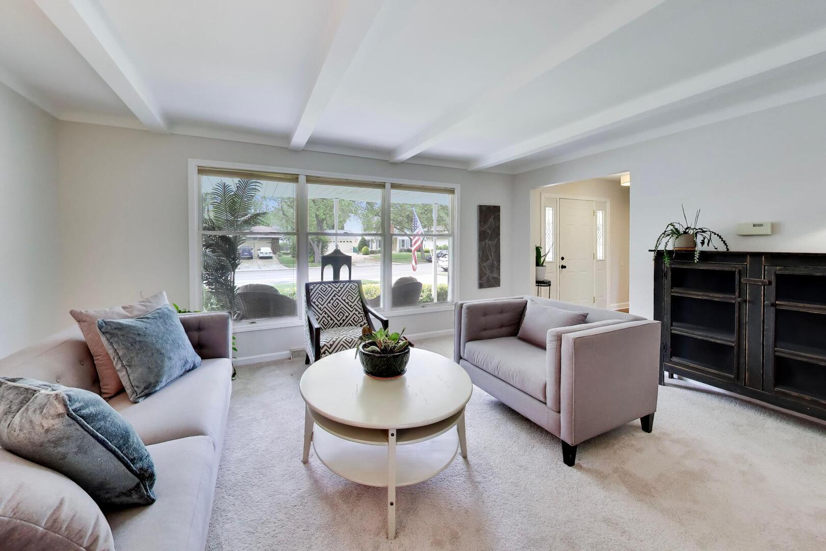 904 South Raven Road Shorewood, IL 60404 - Photo 4 of 29