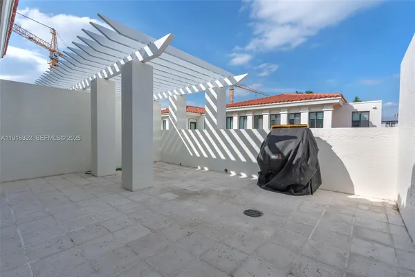 $1,500,000 | 1162 98th Street, Unit 4, Bay Harbor Islands, FL 33154