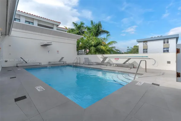 $1,500,000 | 1162 98th Street, Unit 4, Bay Harbor Islands, FL 33154