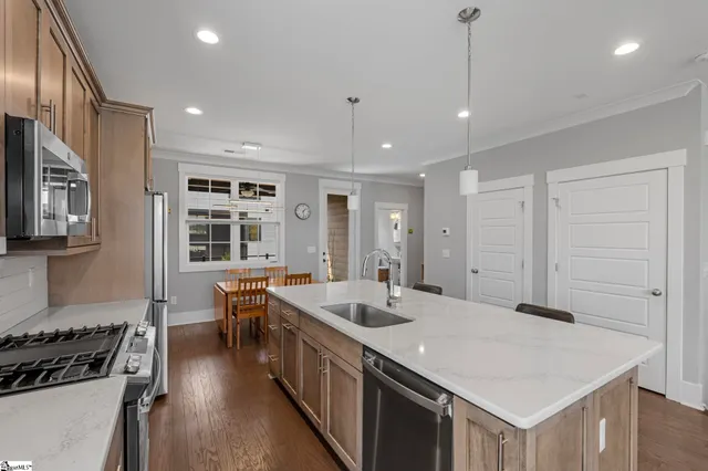 $590,000 | 7 Hub Street, Greenville, SC 29601