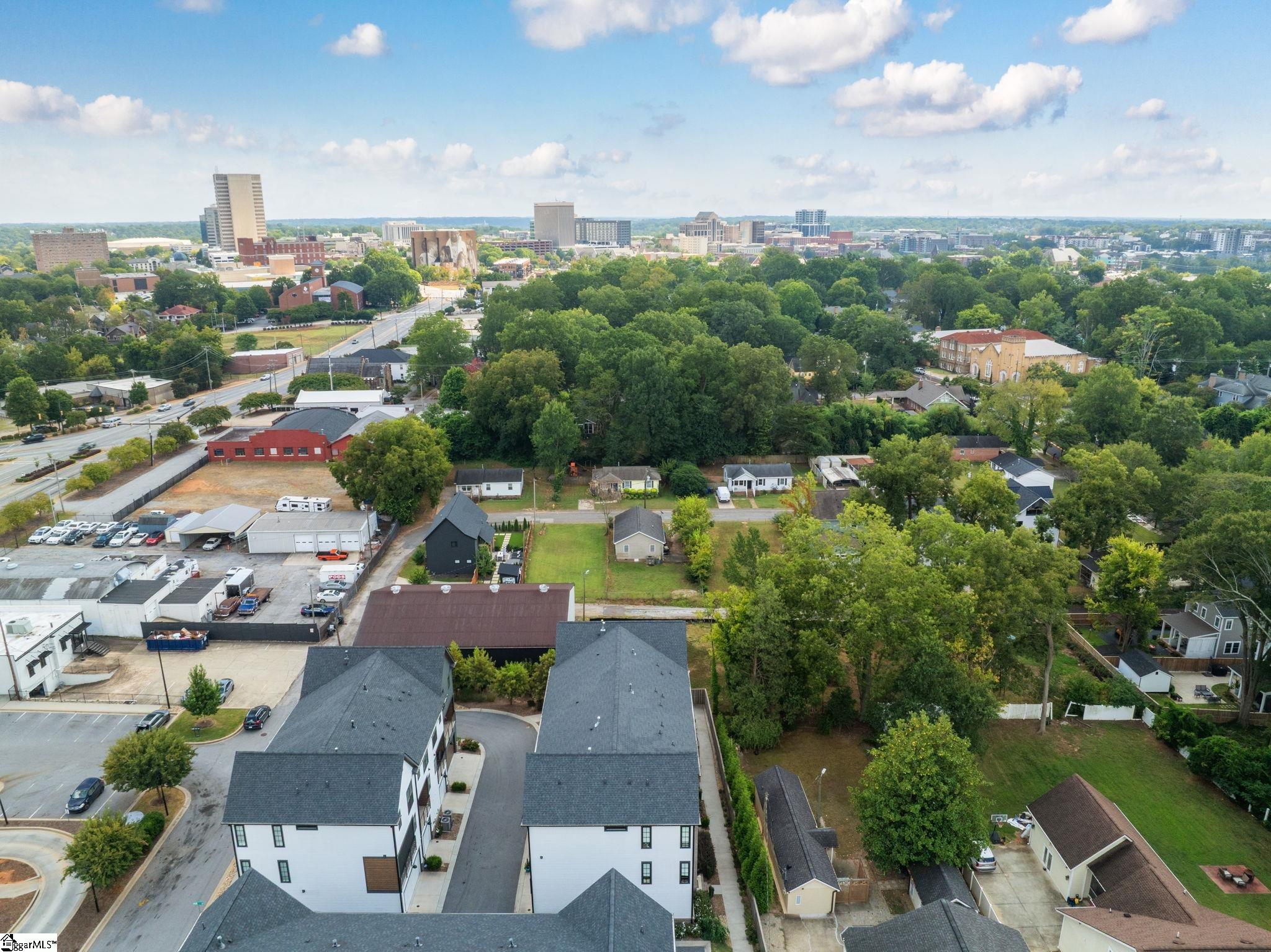 7 Hub Street Greenville, SC 29601 - Photo 17 of 34