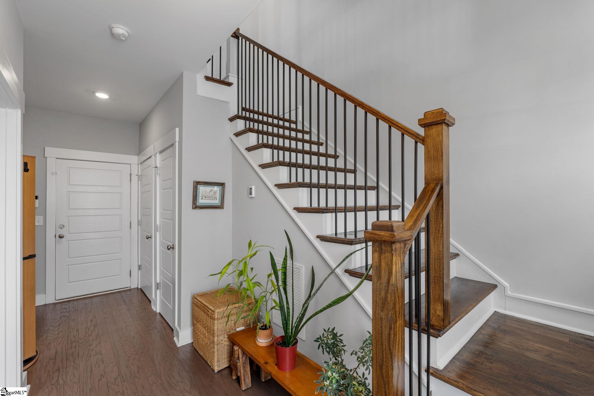 7 Hub Street Greenville, SC 29601 - Photo 5 of 34