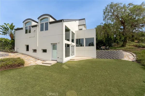 $2,999,999 | 385 South Via Montanera, Anaheim Hills, CA 92807