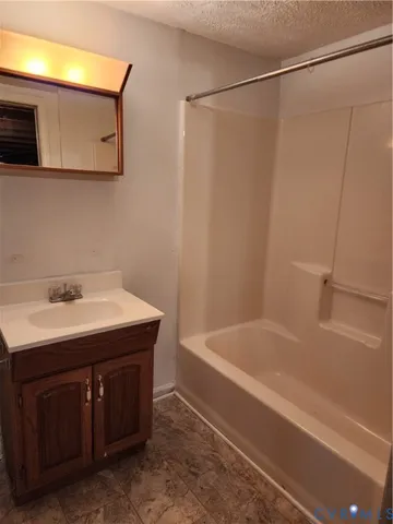 $1,400 | 1071 Samuel Road, Alton, VA 24520