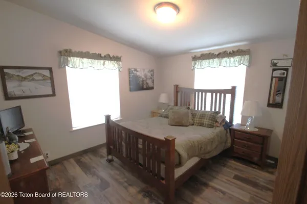 $750,000 | 10 Foothill Boulevard, Alpine, WY 83128