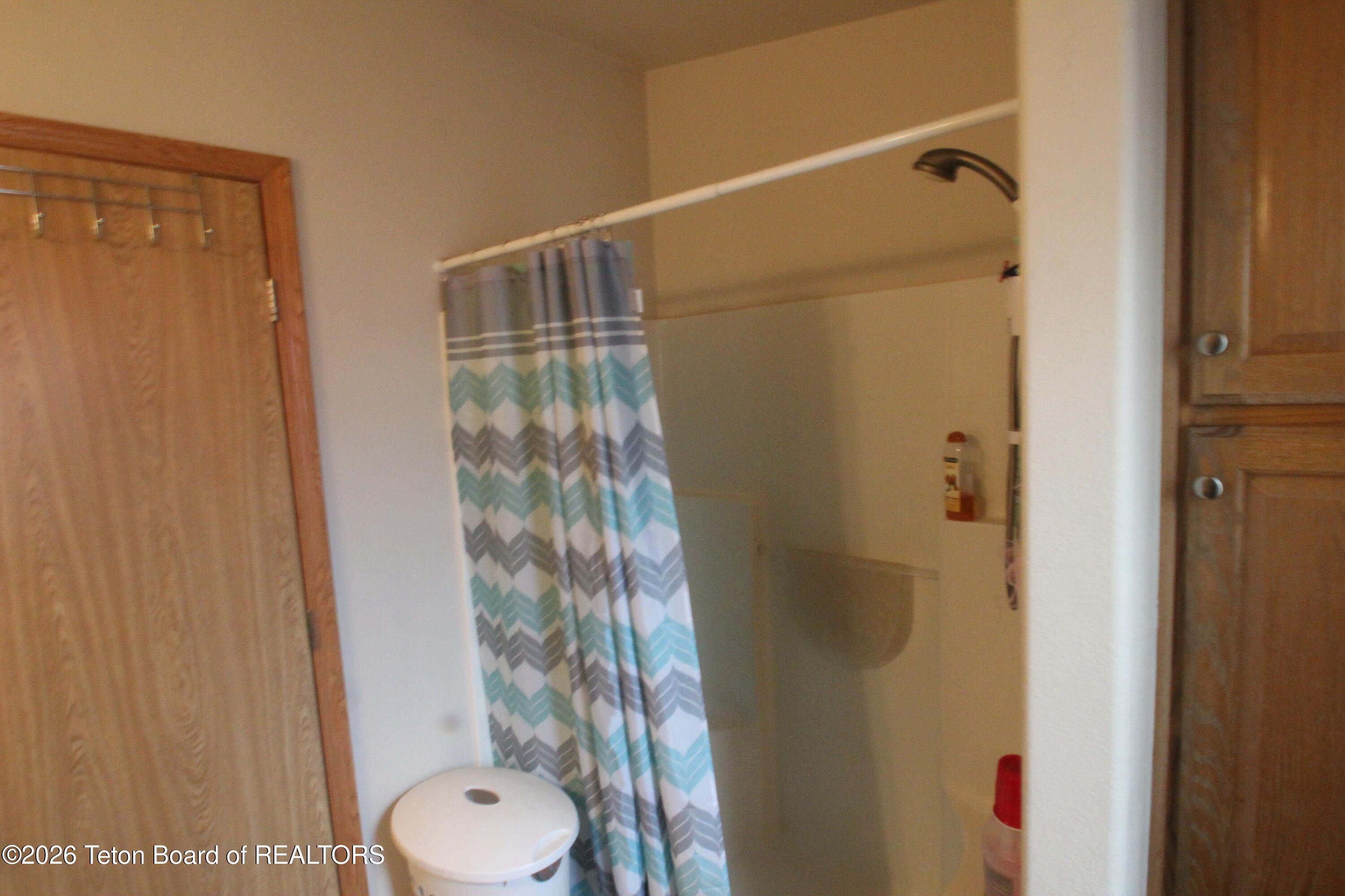 10 Foothill Boulevard Alpine, WY 83128 - Photo 15 of 21 IMG_2740