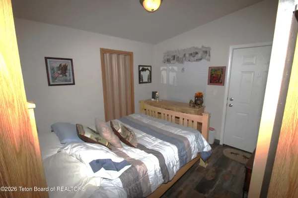 $750,000 | 10 Foothill Boulevard, Alpine, WY 83128