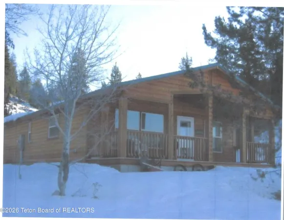 $750,000 | 10 Foothill Boulevard, Alpine, WY 83128