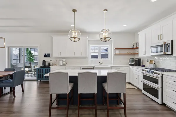 $817,500 | 6256 John F Kennedy Drive, DeForest, WI 53532