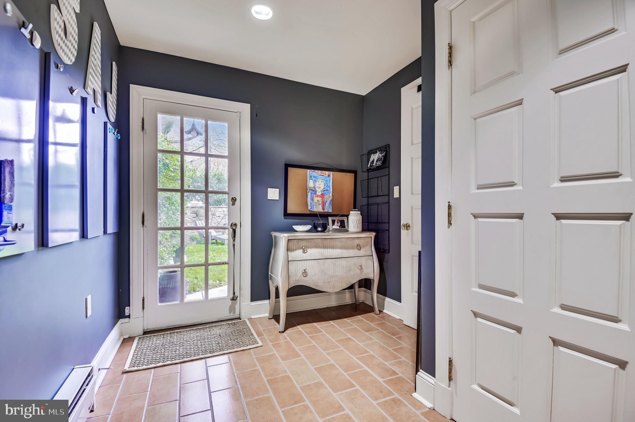 5217 Springlake Way Baltimore, MD 21212 - Photo 21 of 62 Mudroom with stairs into garage