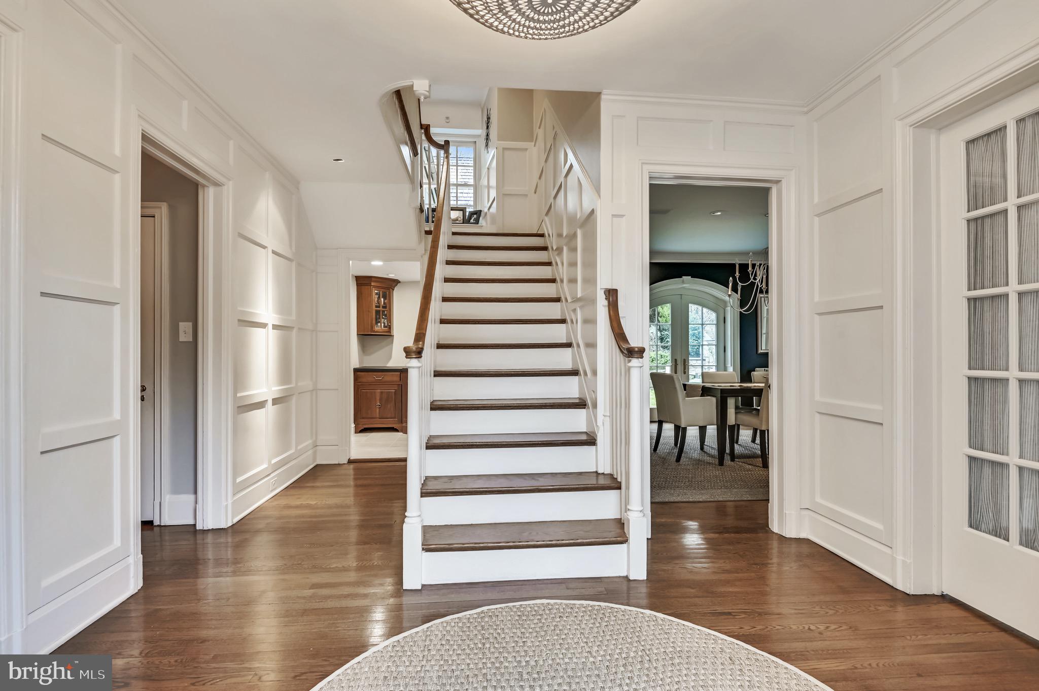 5217 Springlake Way Baltimore, MD 21212 - Photo 30 of 62 Sweeping entryway