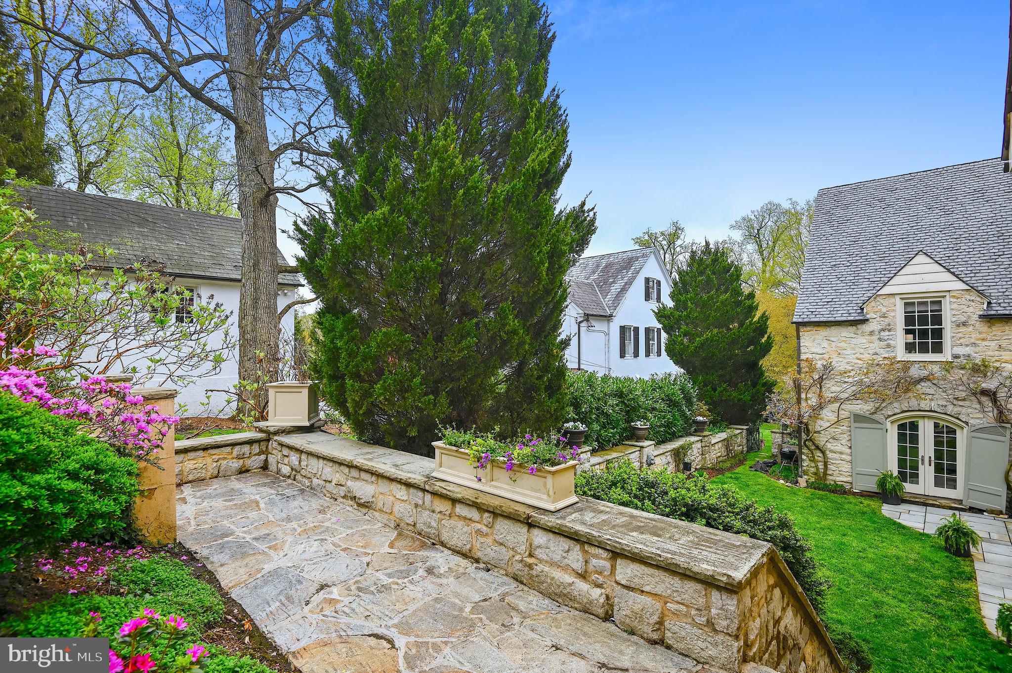 5217 Springlake Way Baltimore, MD 21212 - Photo 50 of 62 Stone walkway