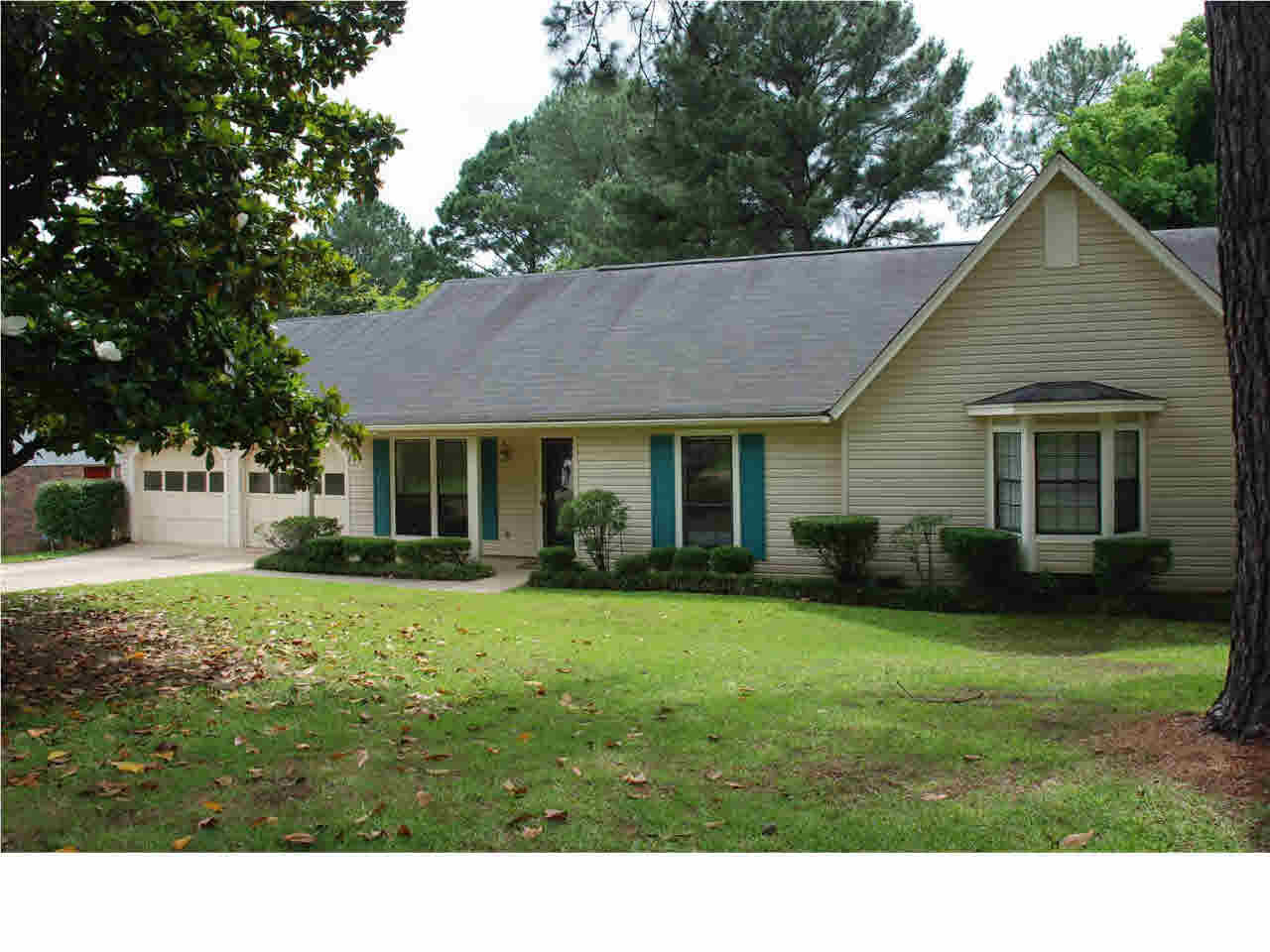 7067 Edgewater Drive Ridgeland, MS 39157 - Photo 2 of 43 Photo 2