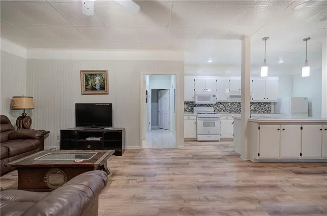 $469,000 | 354 Starcross Lane, Jasper, GA 30143