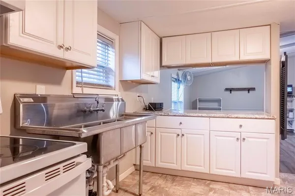 $309,900 | 161 Taylor School Road, Winfield, MO 63389