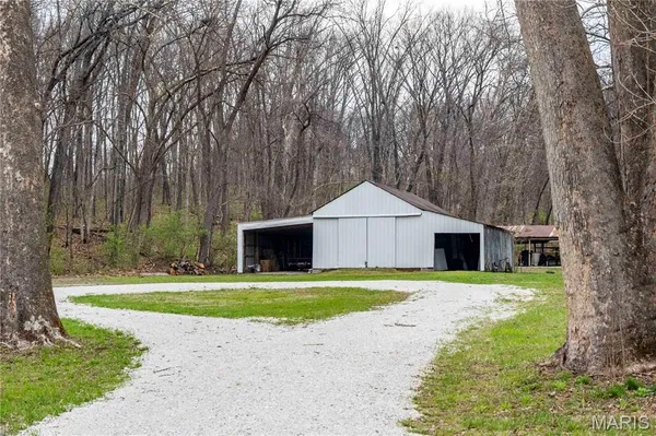 $309,900 | 161 Taylor School Road, Winfield, MO 63389