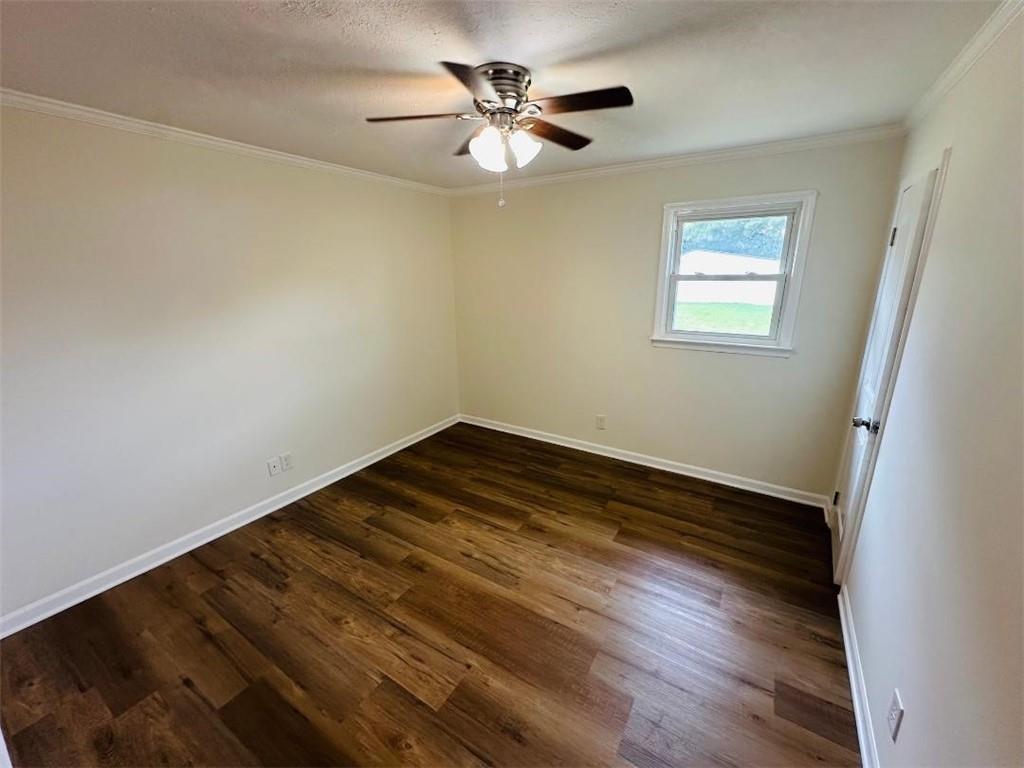 145 Cardinal Drive Northeast Calhoun, GA 30701 - Photo 17 of 31 Gallery Image 17
