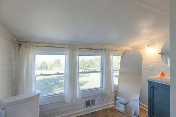 $349,900 | 8282 Highway 13, Higginsville, MO 64037