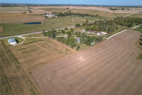 $349,900 | 8282 Highway 13, Higginsville, MO 64037