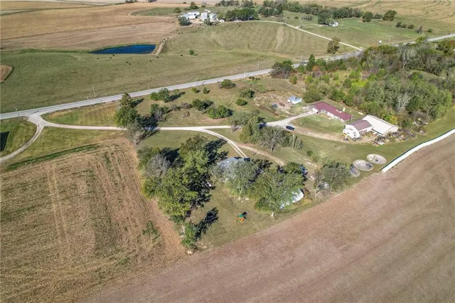 $357,400 | 8282 Highway 13, Higginsville, MO 64037