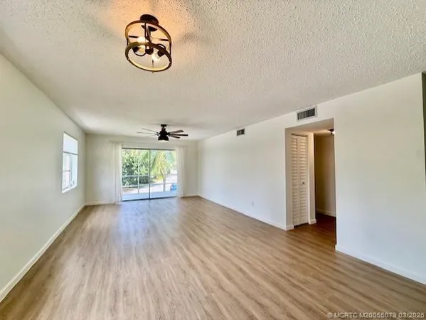 $159,900 | 2950 Southeast Ocean Boulevard, Unit 344, Stuart, FL 34996