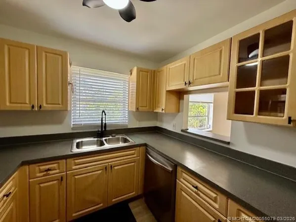 $159,900 | 2950 Southeast Ocean Boulevard, Unit 344, Stuart, FL 34996