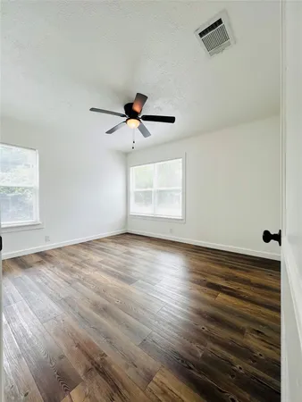 $1,300 | 728 Copeland Street, Rockdale, TX 76567