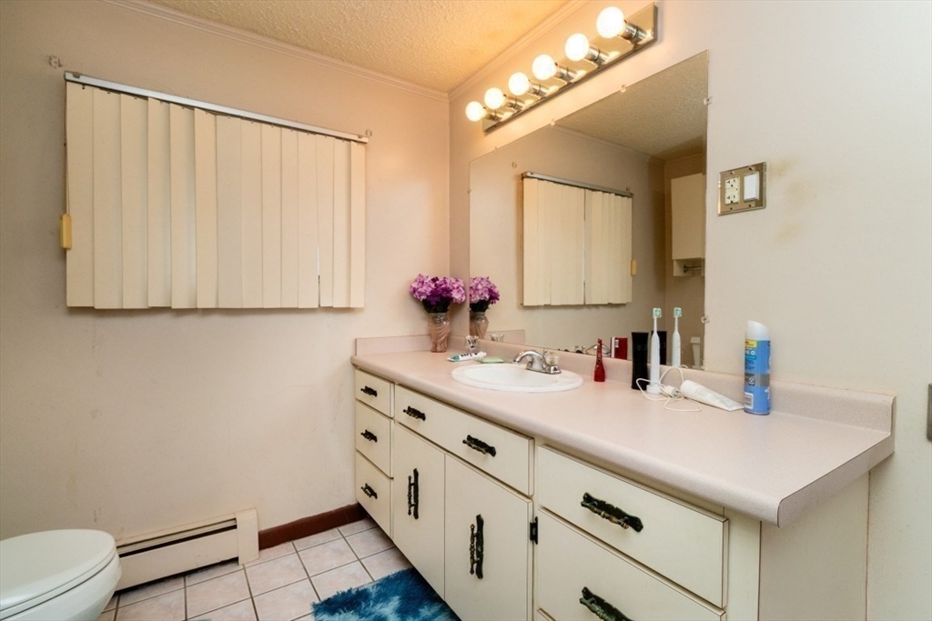 41 Webster Avenue Chelsea, MA 02150 - Photo 18 of 30