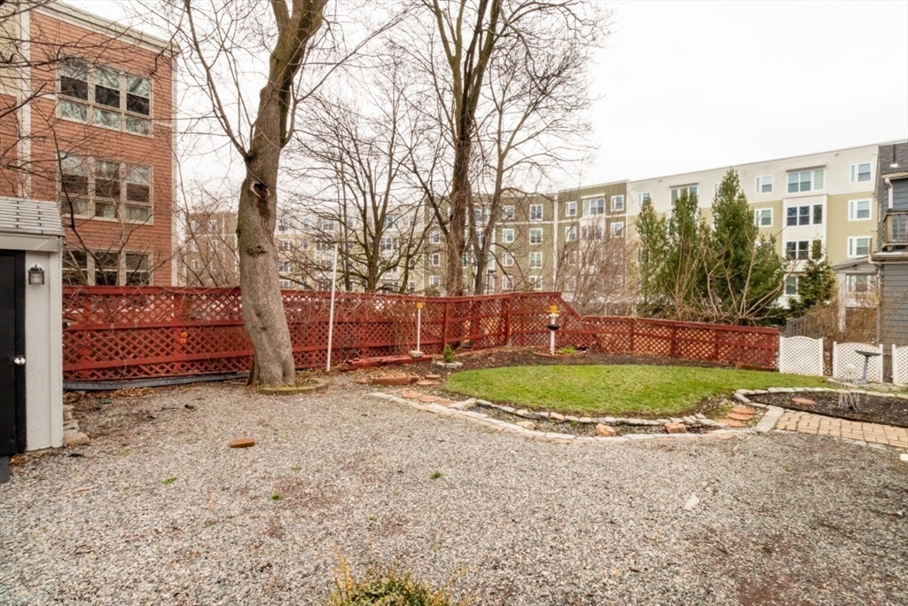 41 Webster Avenue Chelsea, MA 02150 - Photo 5 of 30