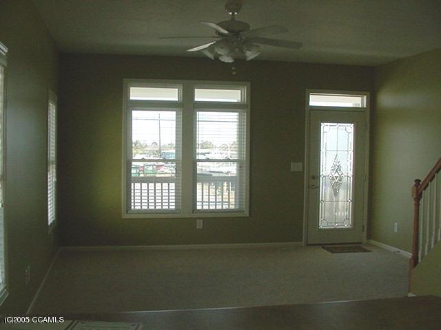 408 West Fort Macon Road, Unit B Atlantic Beach, NC 28512 - Photo 3 of 13 Living Room
