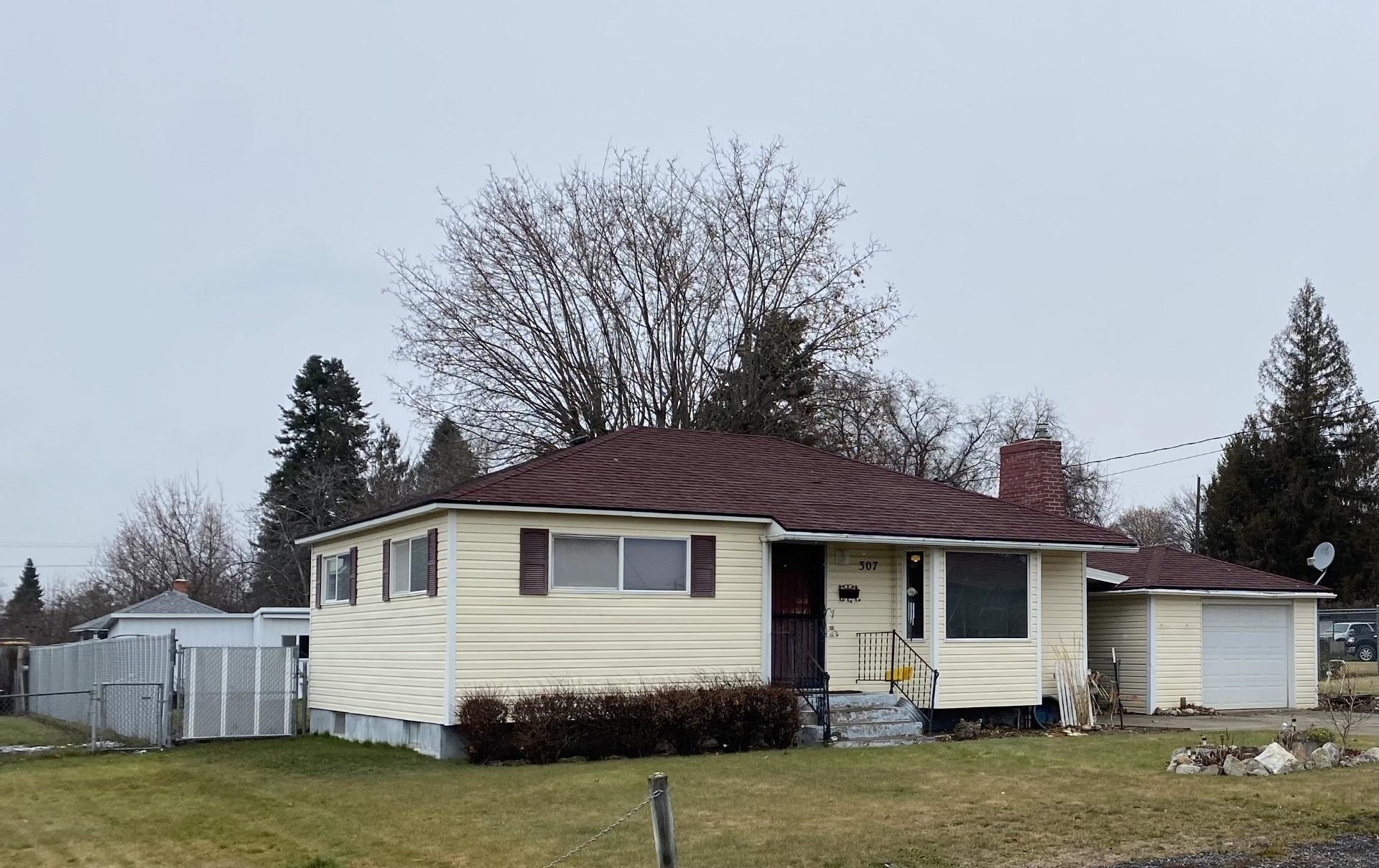 307 North Locust Road Spokane, WA 99206 - Photo 2 of 11
