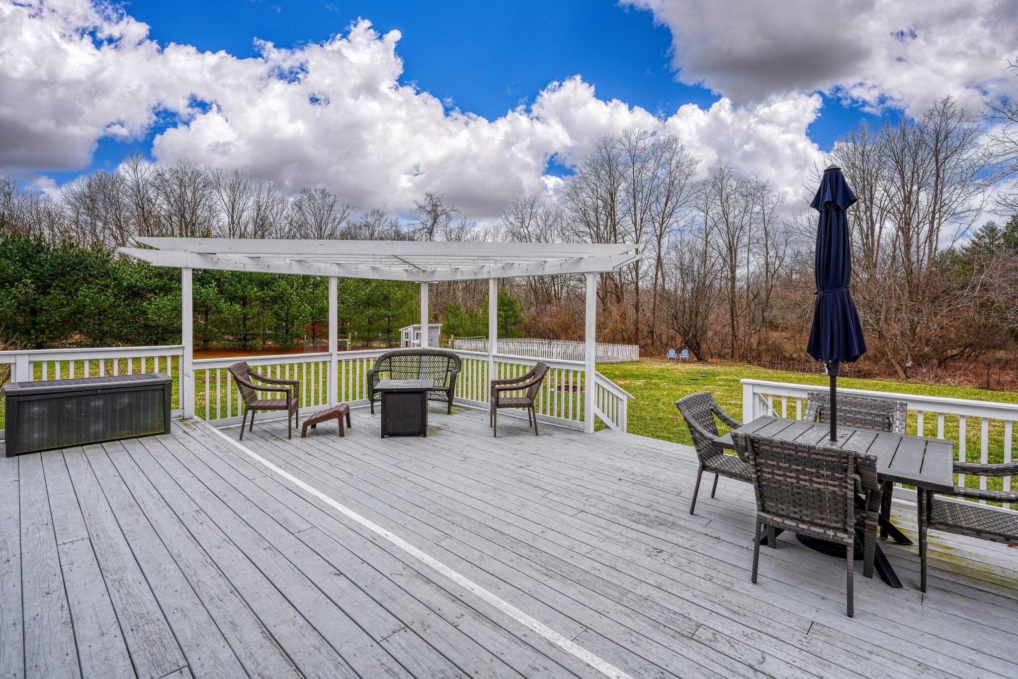 10805 Dozer Road Southwest Stoutsville, OH 43154 - Photo 10 of 68 deck with pergola