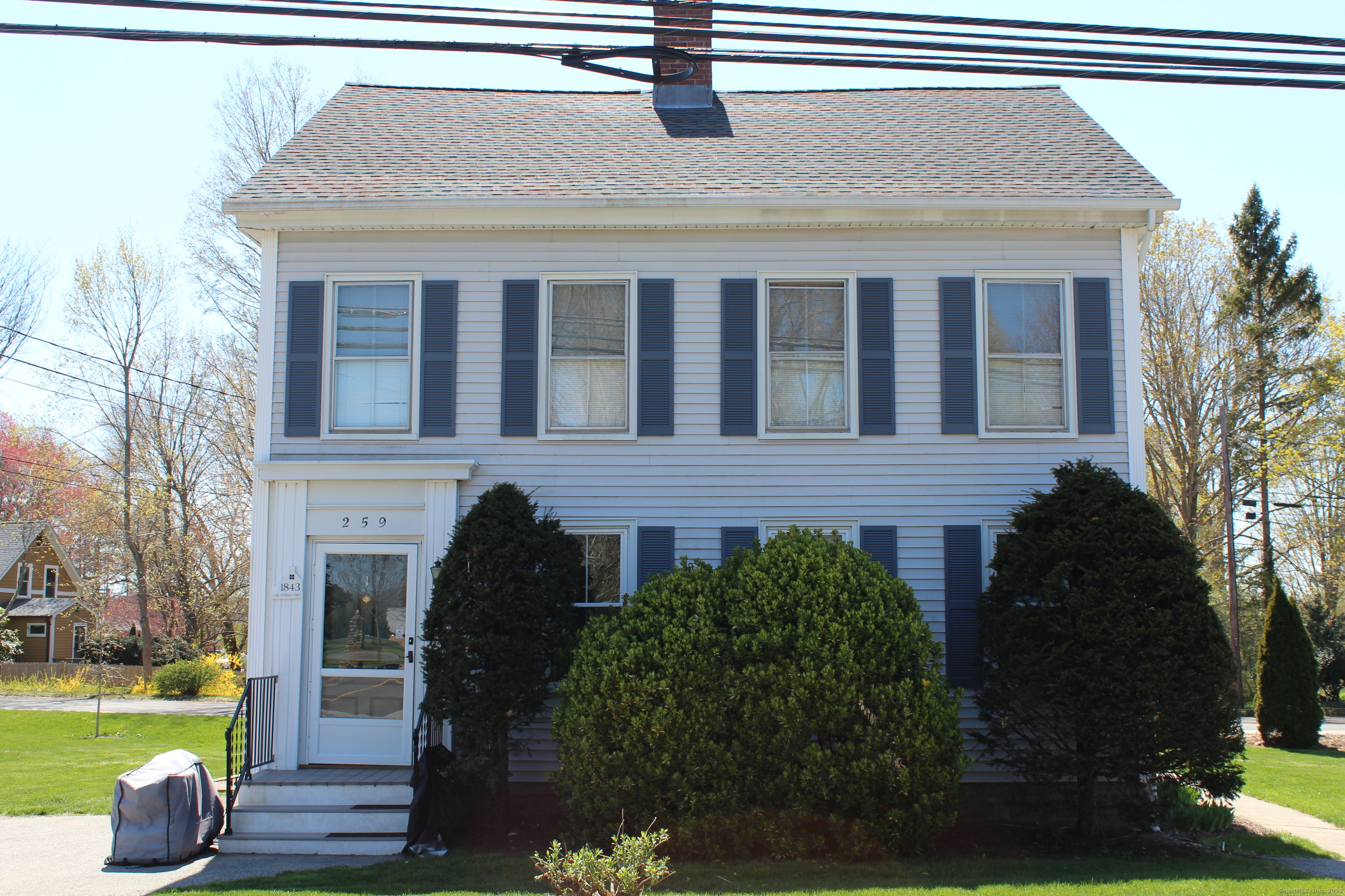 Front of the house. Unit is through the front door.
