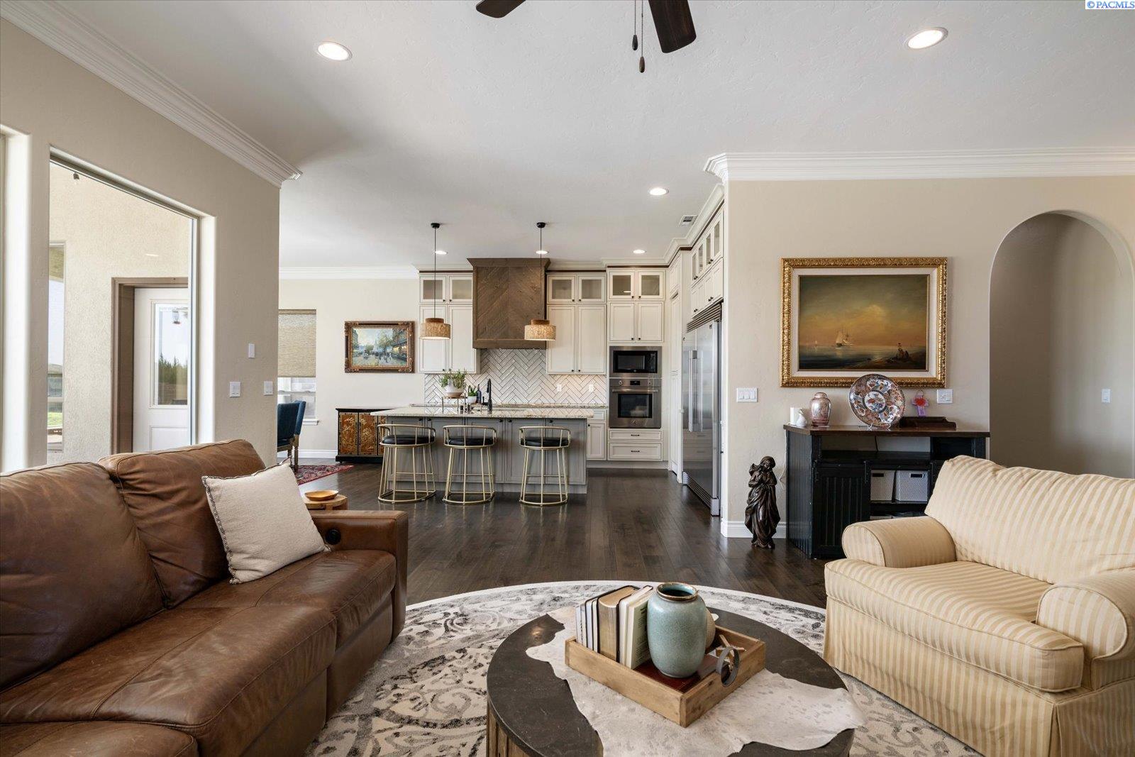 84205 Sagebrush Road Kennewick, WA 99338 - Photo 7 of 48 Gallery Image 7