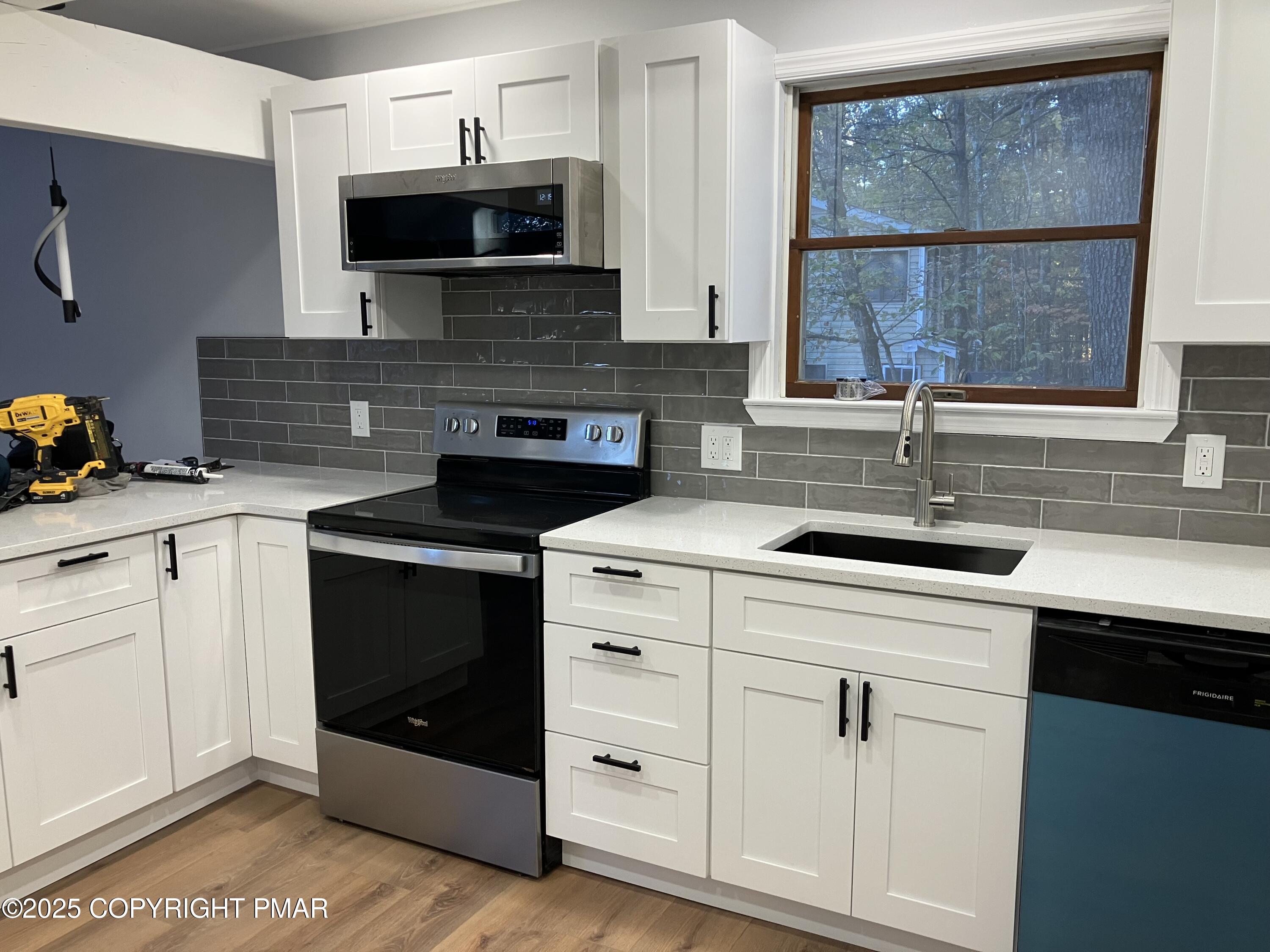 2096 Scarborough Way Bushkill, PA 18324 - Photo 28 of 38 IMG_7156