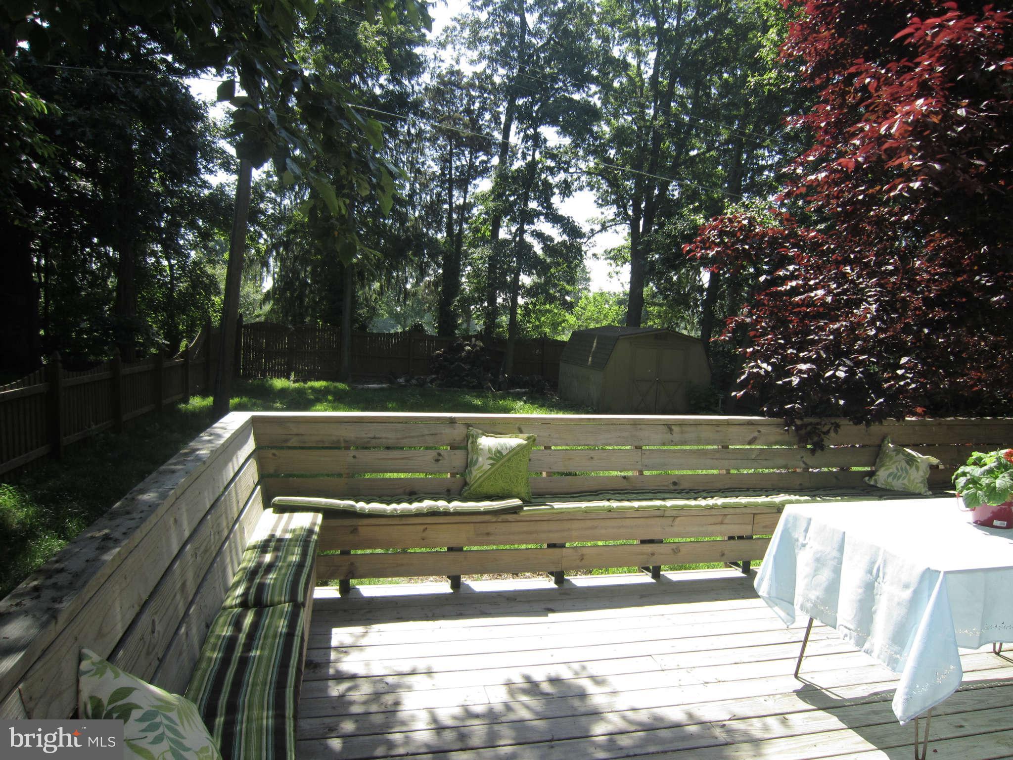 7827 Ridgely Oak Road Baltimore, MD 21234 - Photo 24 of 30 Large deck