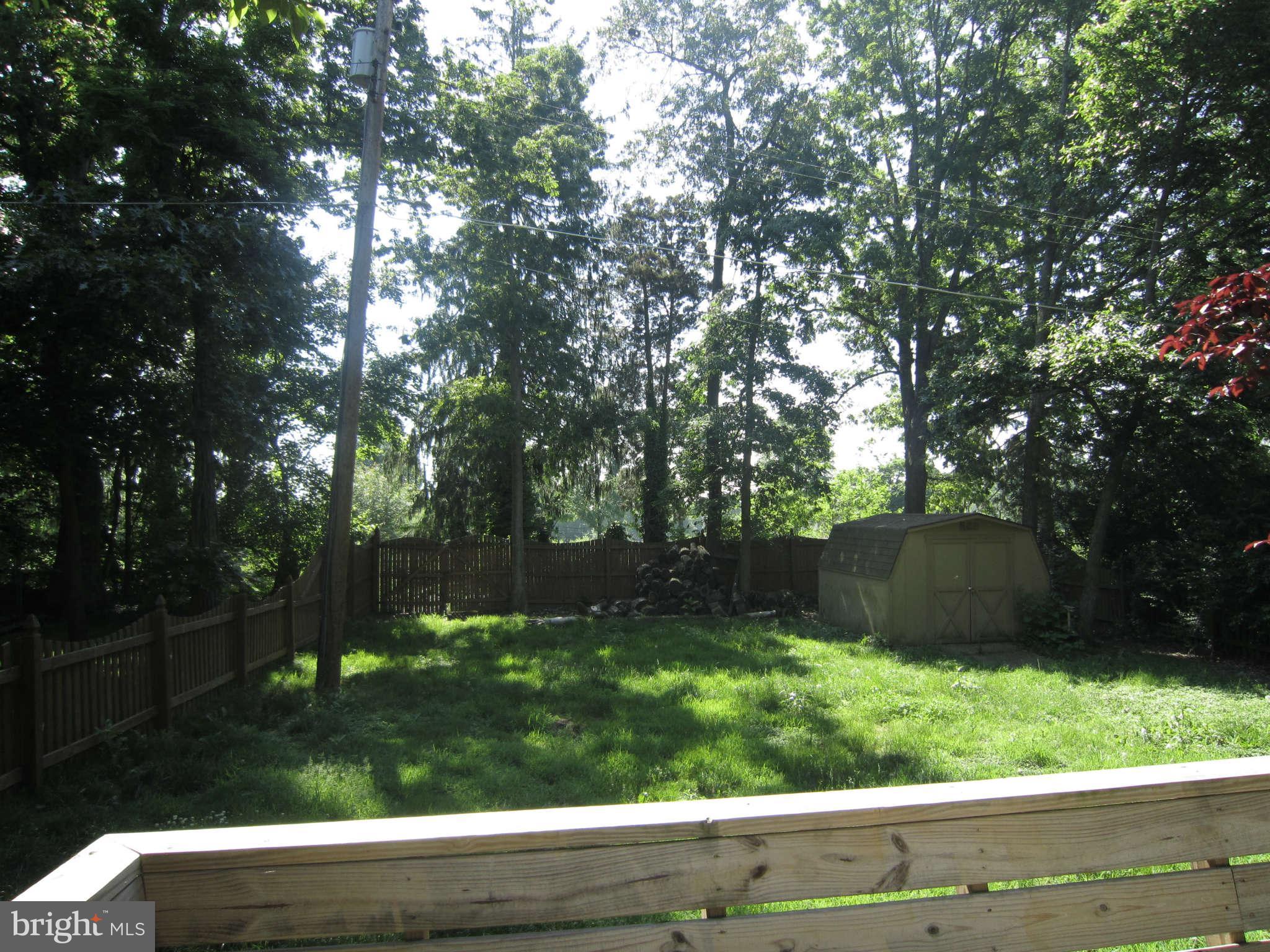 7827 Ridgely Oak Road Baltimore, MD 21234 - Photo 28 of 30 Level, fenced rear yard