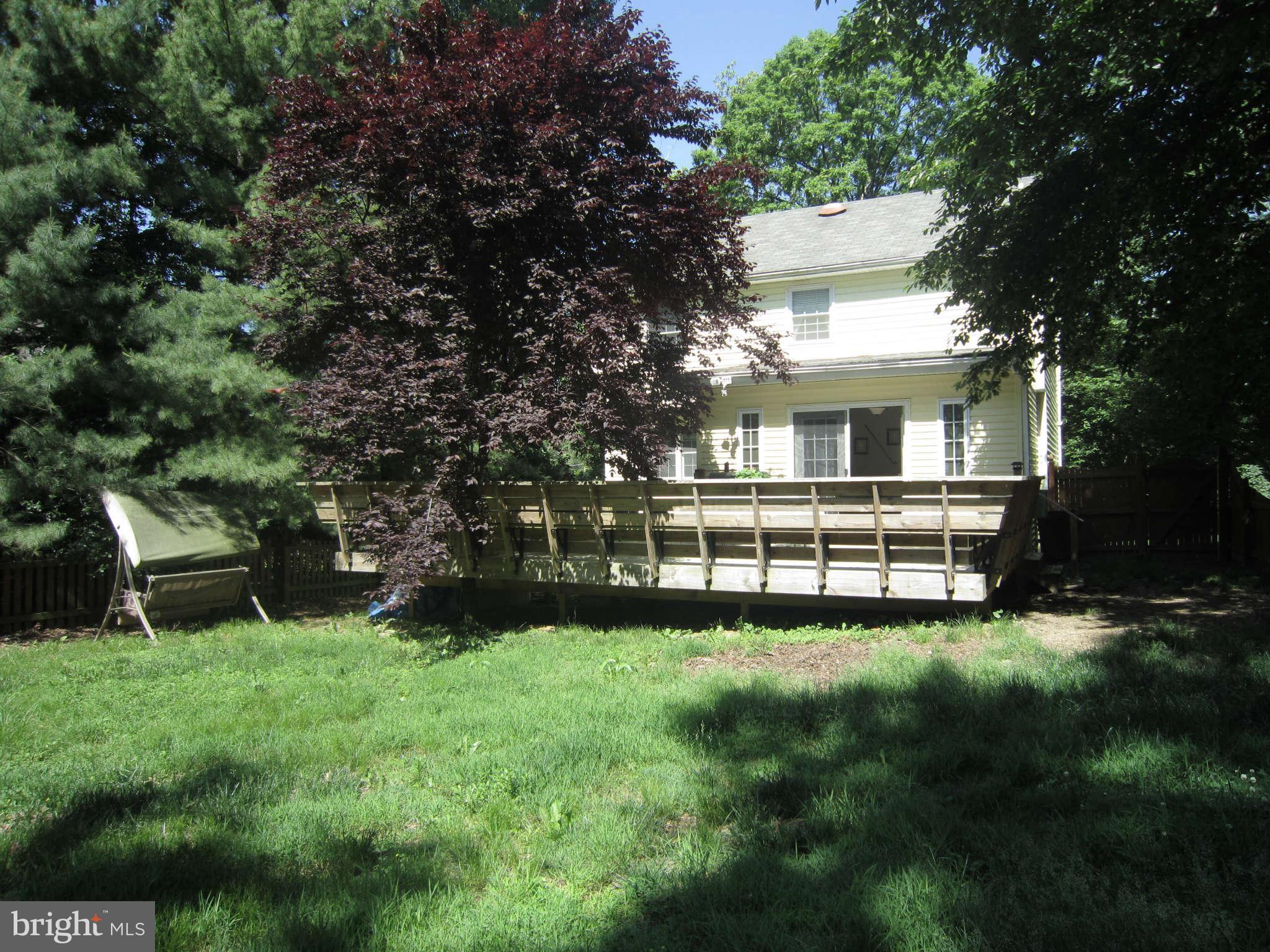 7827 Ridgely Oak Road Baltimore, MD 21234 - Photo 29 of 30 Exterior (Rear)