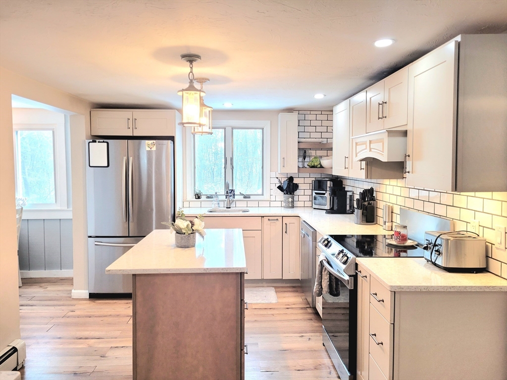 115 Waltham Street Hanson, MA 02341 - Photo 13 of 34