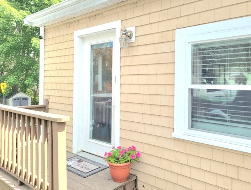 115 Waltham Street Hanson, MA 02341 - Photo 3 of 34