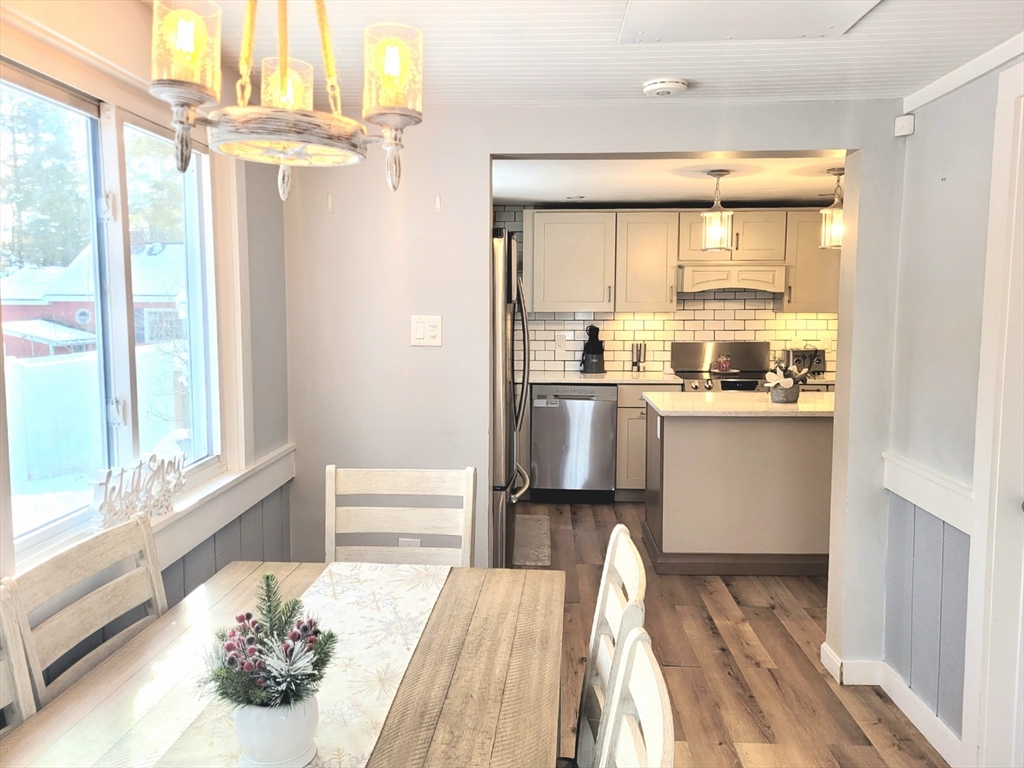 115 Waltham Street Hanson, MA 02341 - Photo 5 of 34