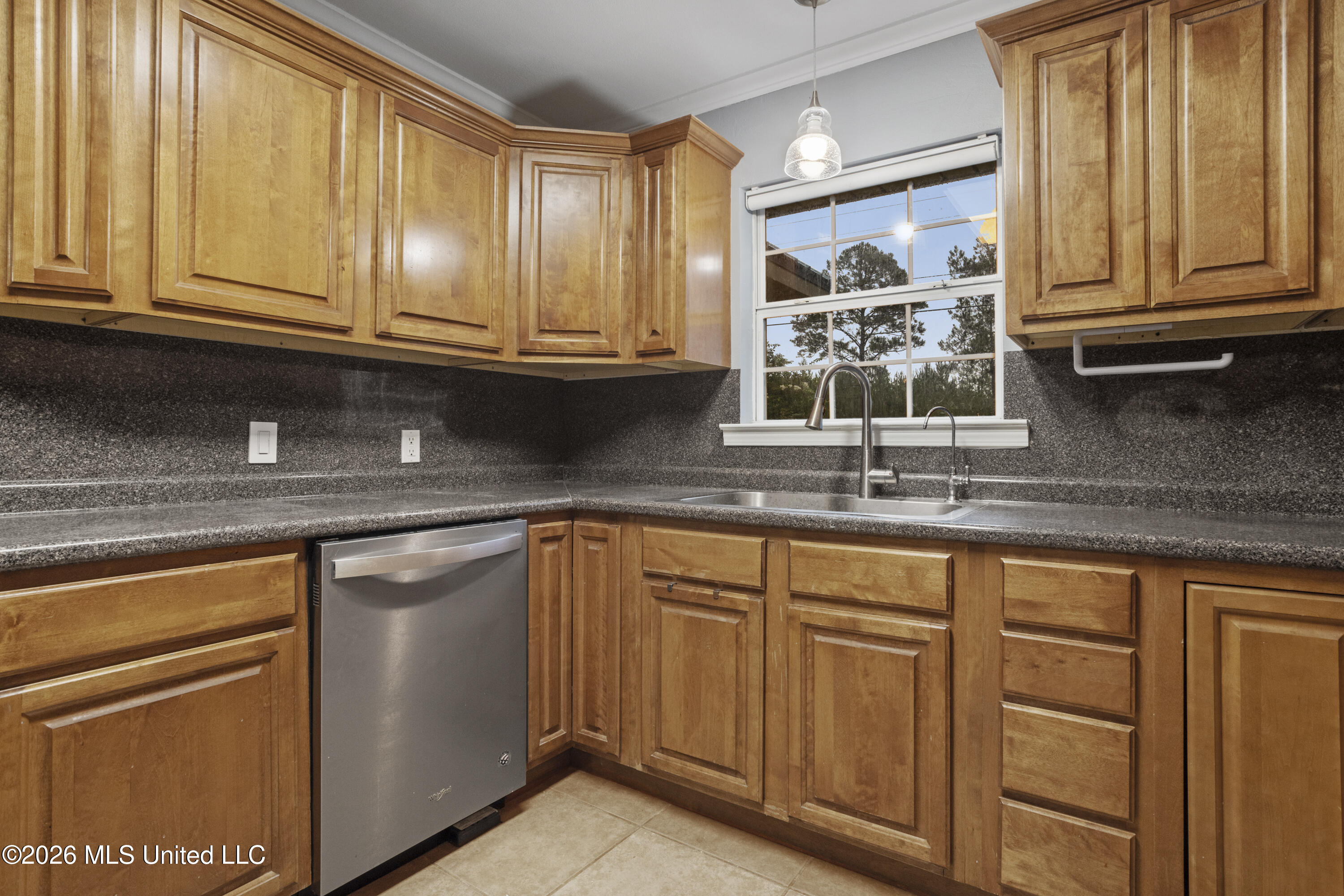 22367 Highway 603 Kiln, MS 39556 - Photo 9 of 29 9